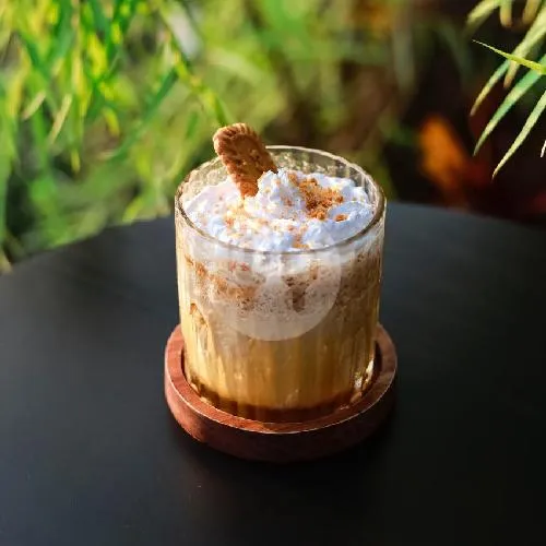 Caramel Biscoff Frappe